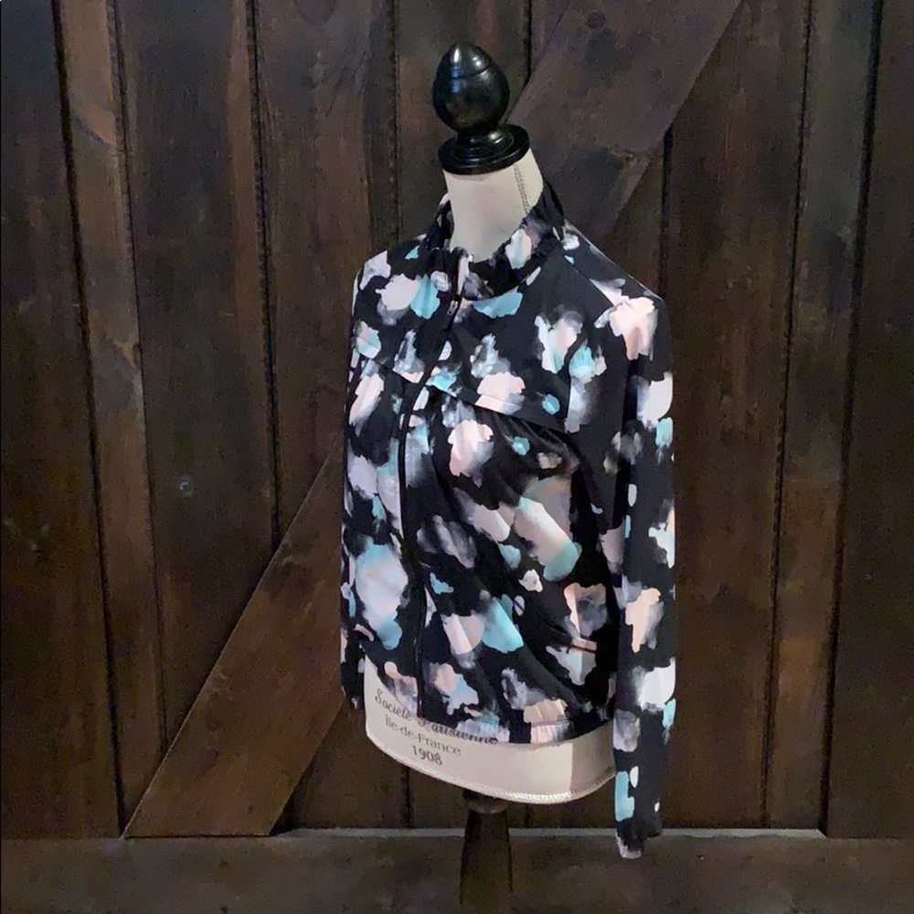 Beautiful dri-more jacket